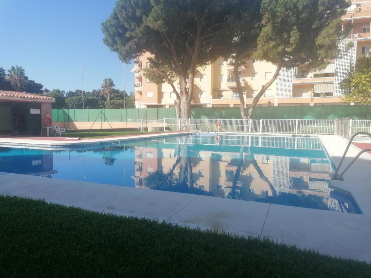 Apartmán Piso Familiar Con Piscina Y Aparcamiento En Torre Del Mar - Edificio Ronda I Exteriér fotografie